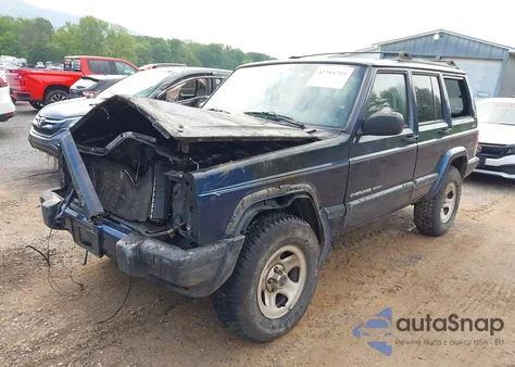 2001 Jeep Cherokee Sport из США, поврежденный, VIN 1J4FF48S81L500861